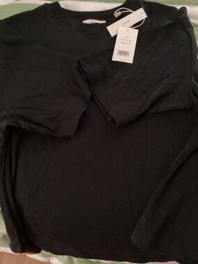 Vince woman’s black tshirt
